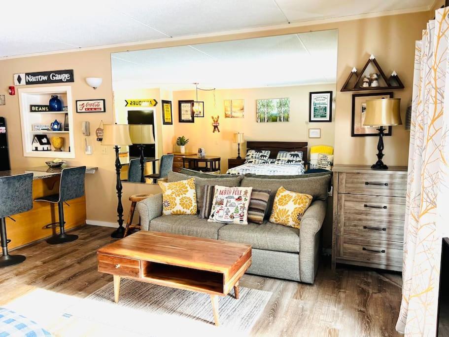 Attitash Mountain Village Studio - Slope View - Ski - Storyland Bartlett Bagian luar foto
